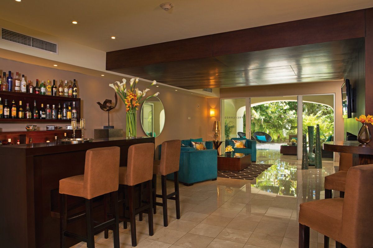 Preferred Club Lounge at the all inclusive hotel Now Larimar in Punta Cana, Dominican Republic