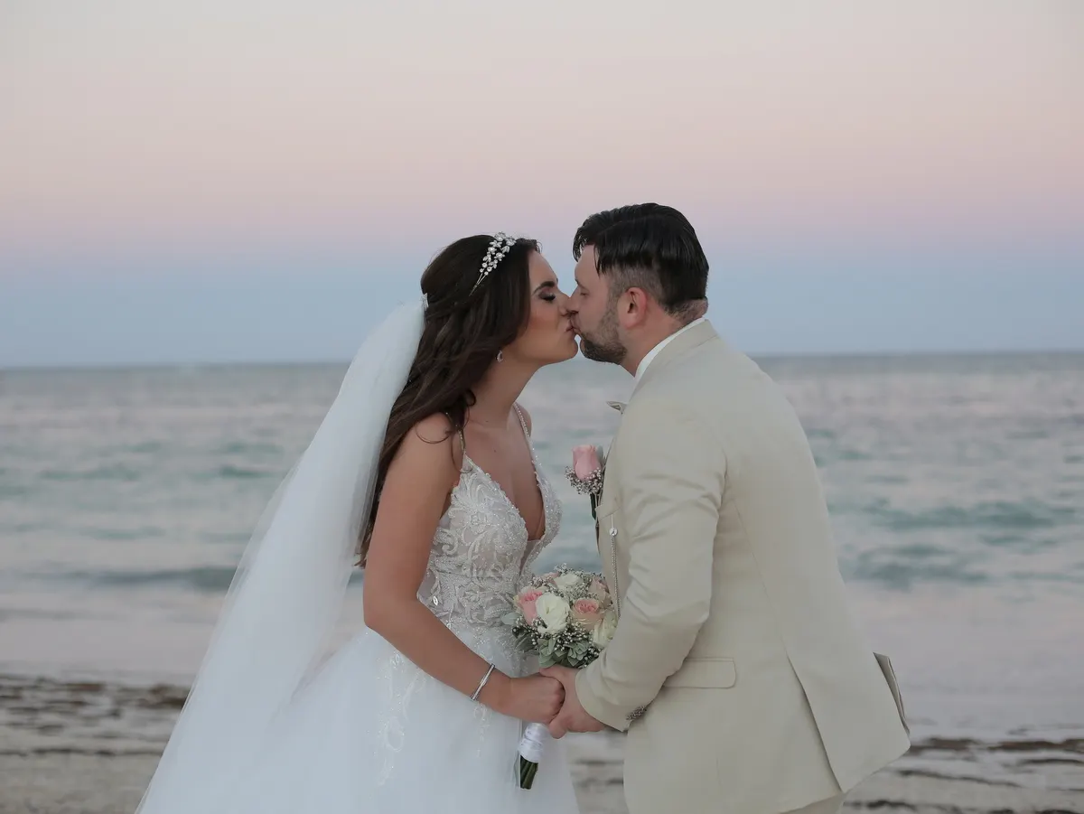dominican-republic_destination-wedding_sara-jasmin_secrets-royal-beach-punta-cana_photoshoot-and-reception_004_1200_ergebnis