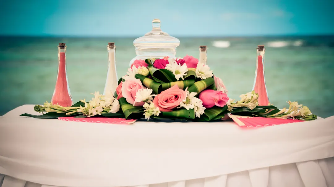 dominican_republic_destination_wedding_001_all_inclusive_resort_grand_bahia_principe_punta_cana_beach_decoration_1080_ergebnis